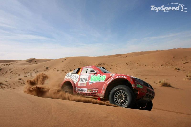 D 0088 rally-dakar-mitsubishi_pajero 1600x0w.jpg