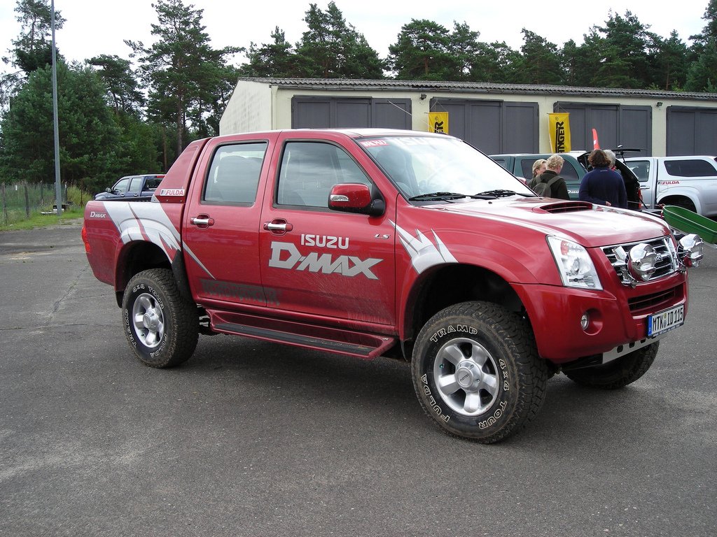 D-Max 3.jpg
