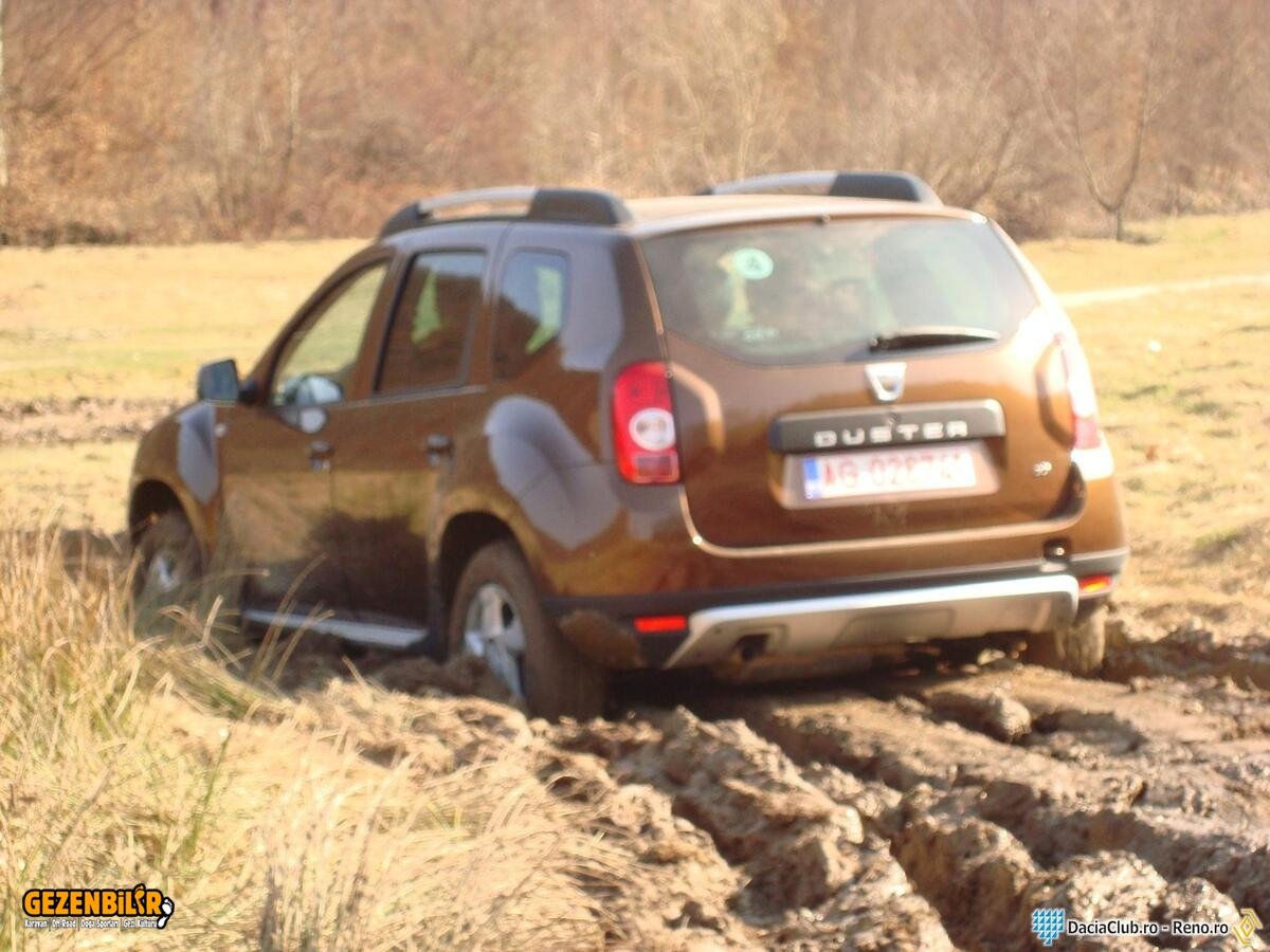 dacia-duster-off-road-3.jpg