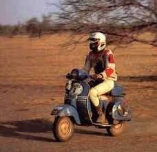 dakar_vespa.jpg