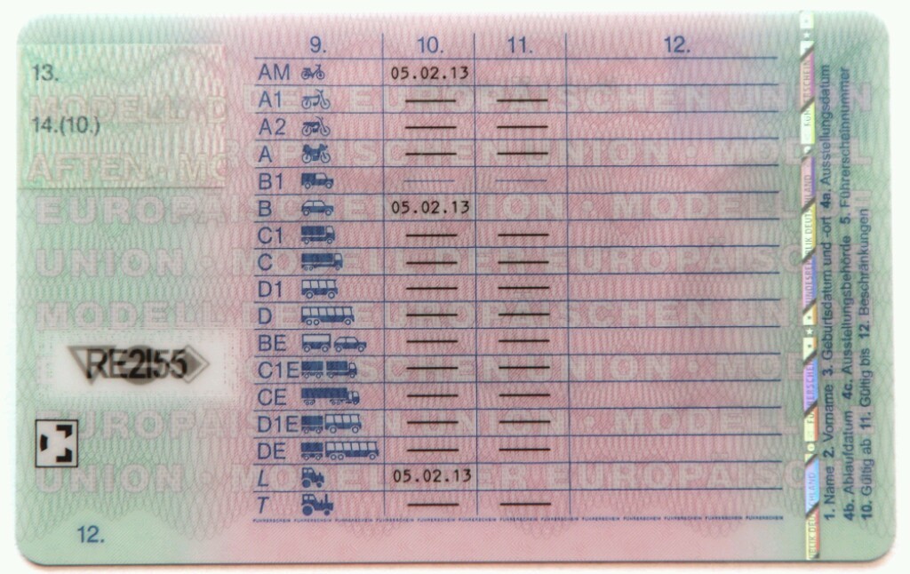 DE_Licence_2013_Back-1024x646.jpg
