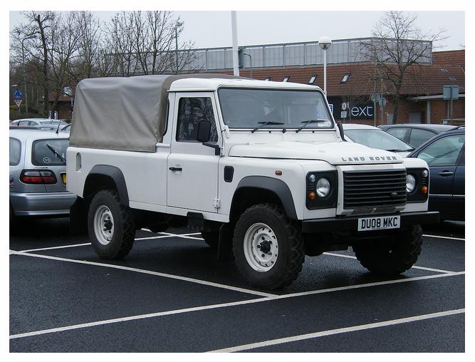 defender 110 pick up 68.JPG