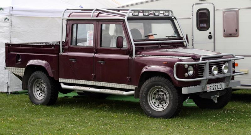 defender 130 pick up 12.jpg