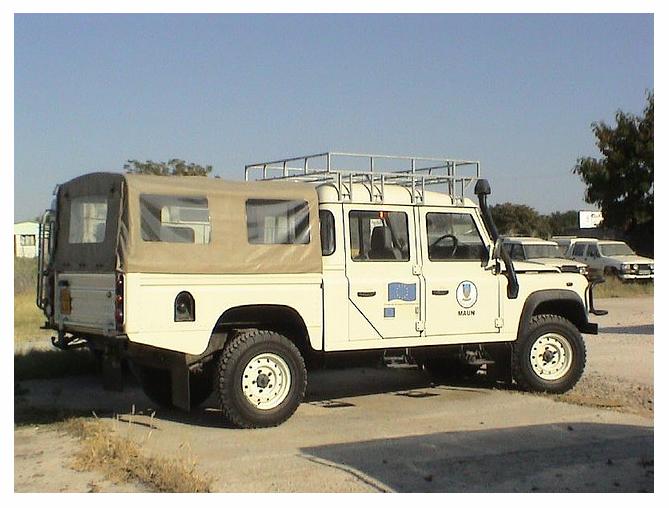 defender 130 pick up 46.JPG