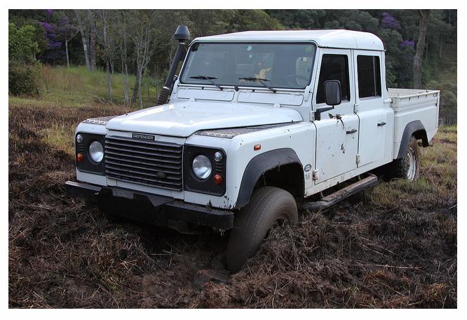 defender 130 pick up 66.JPG