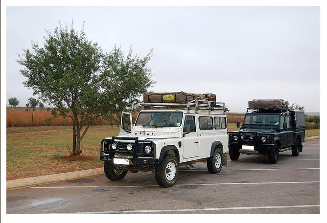 defender 130 pick up 86.JPG