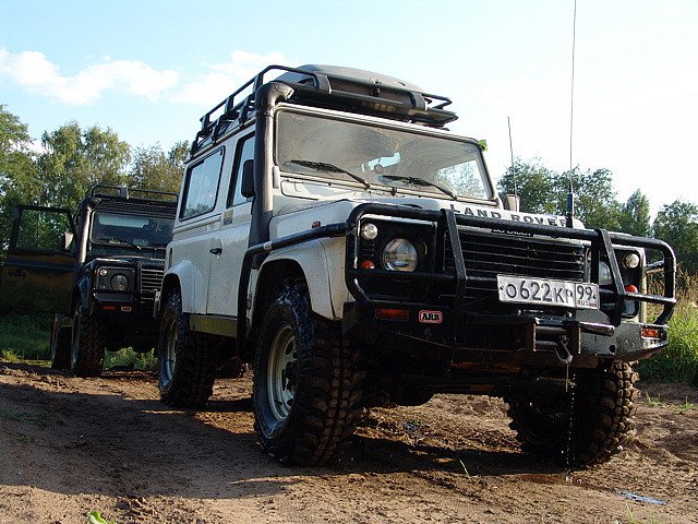 defender 90 107.jpg