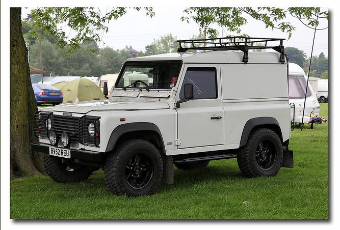 defender 90 195.JPG