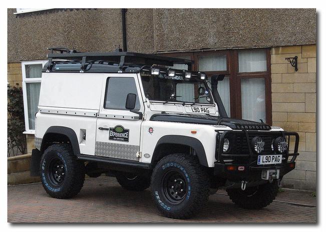 defender 90 203.JPG