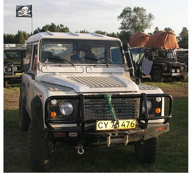 defender 90 270.JPG