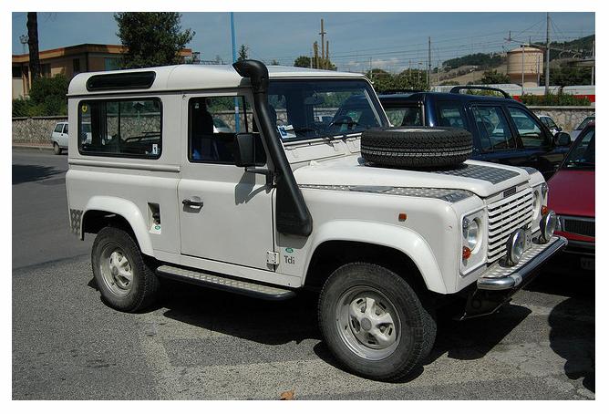 defender 90 371.JPG