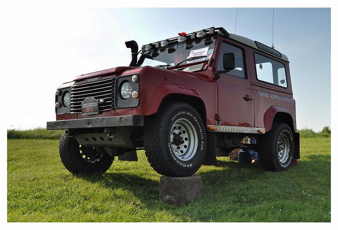 defender 90 391.JPG