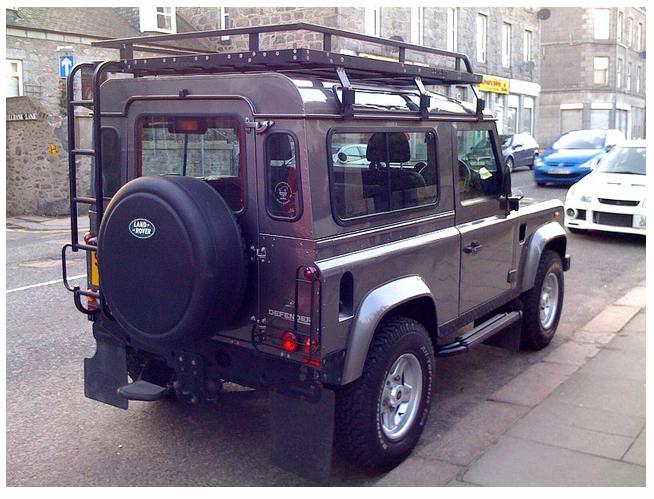 defender 90 527.JPG