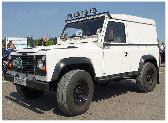 defender 90 744.JPG