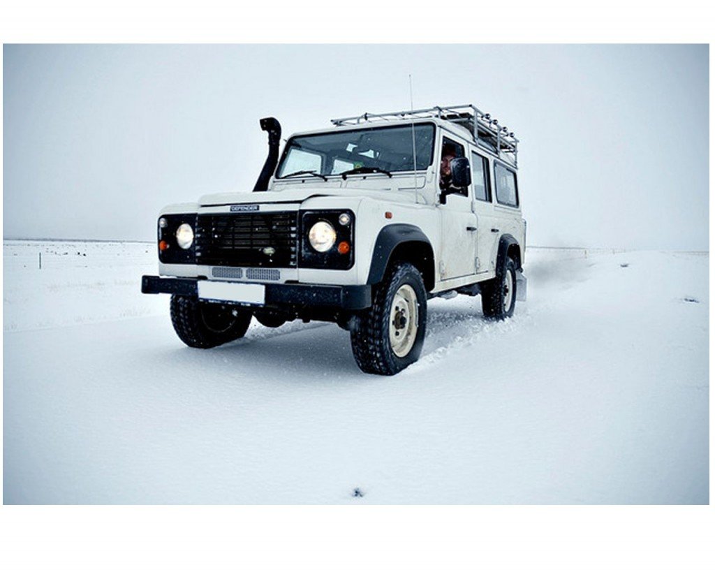 defender_white01.jpg