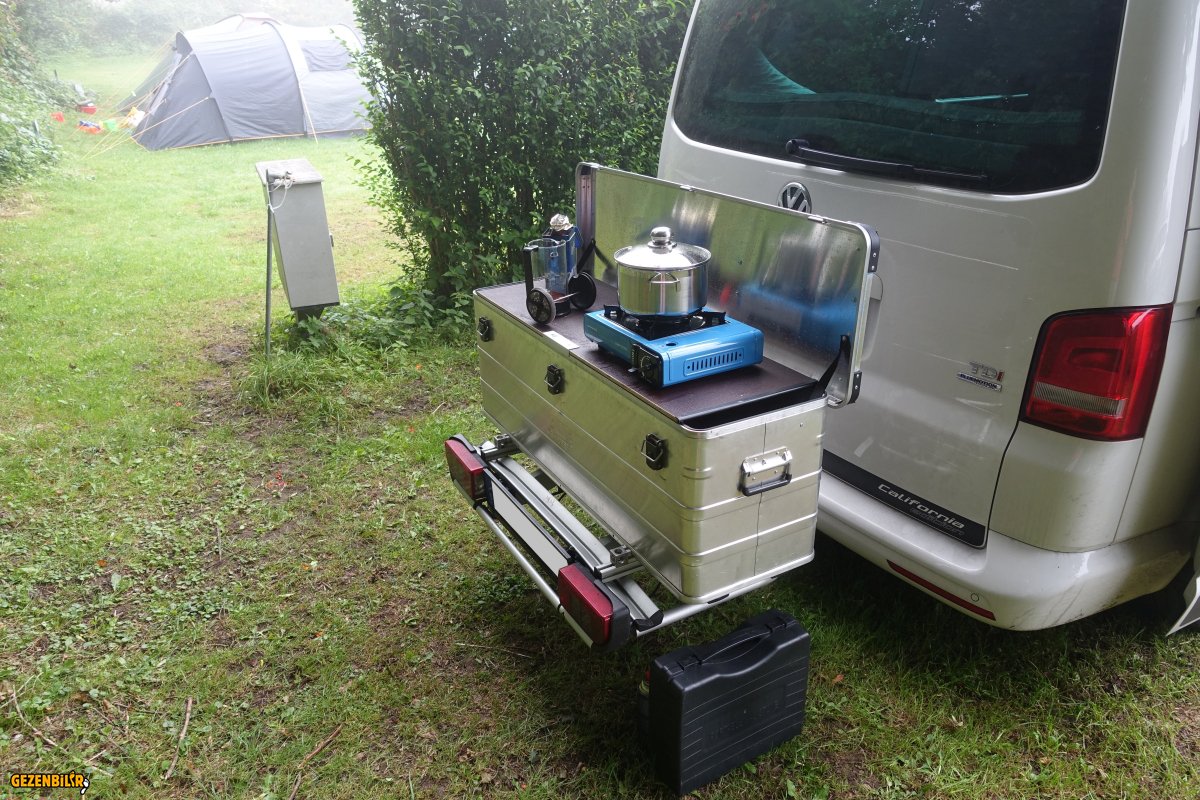 Der Transport am Heck - die echte Alternative zum Dach.jpg