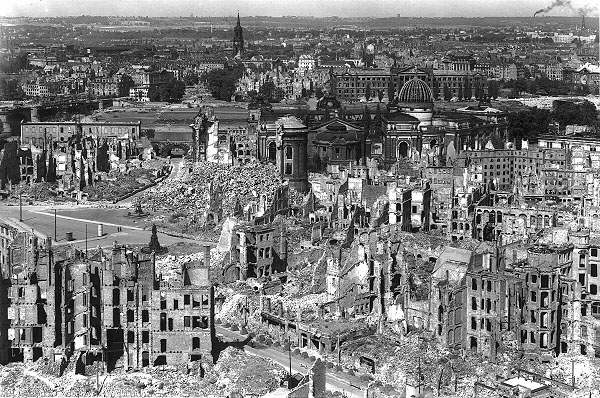 dresden-bombardimani_246916.jpg