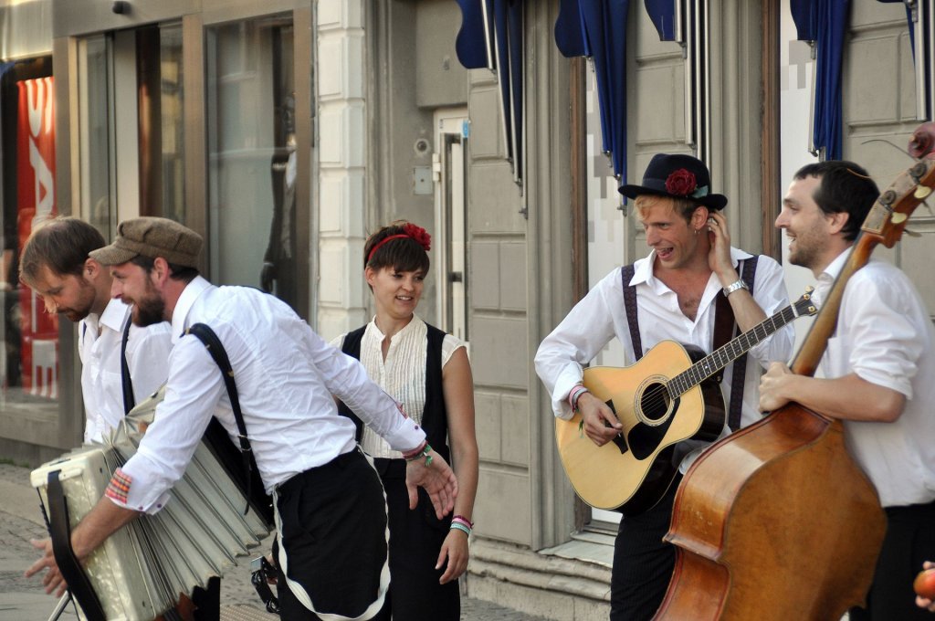 DSC_0244 (2)-001.JPG