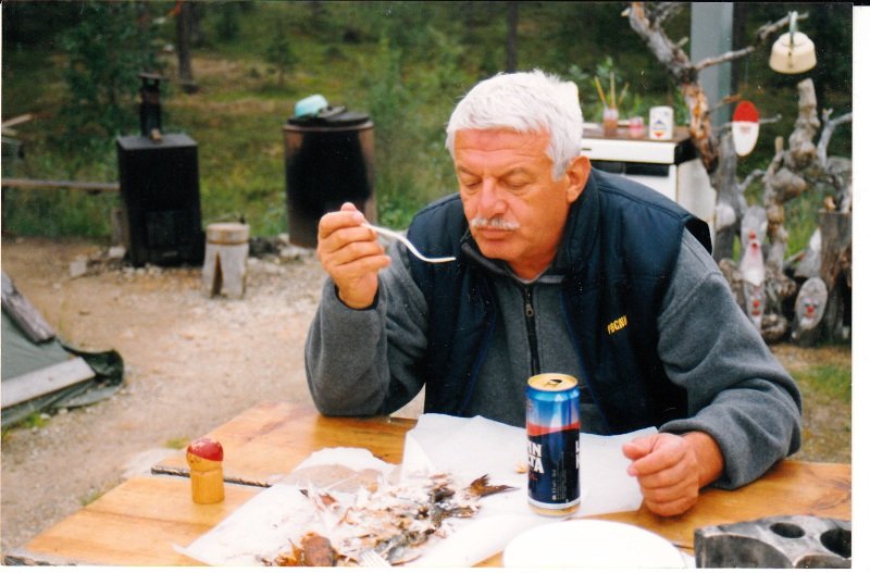 Füme-Somon ziyafet !-Finlandiya.jpg Füme-Somon ziyafet !-Finlandiya.jpg