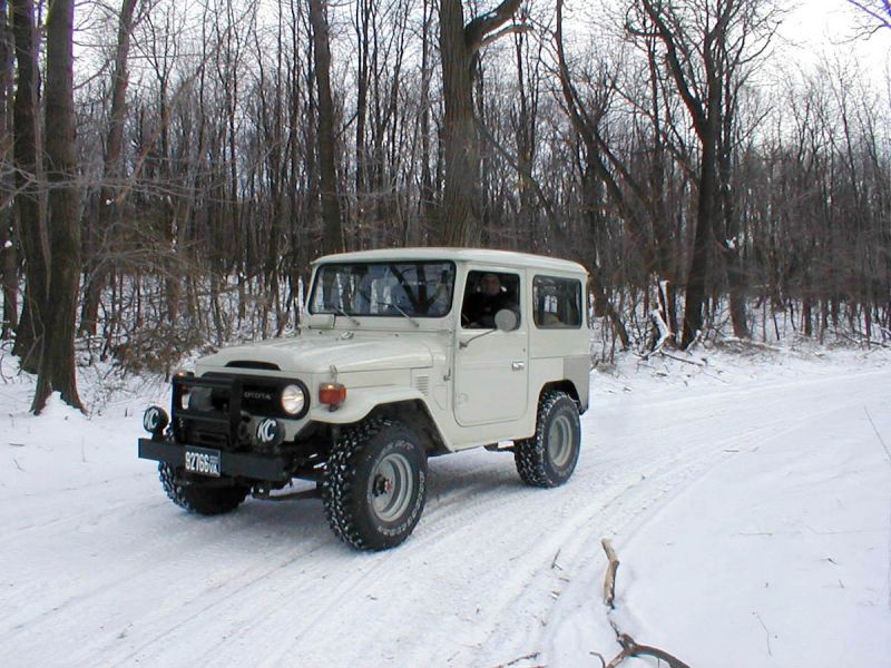 fj40inthesnowsm6dj233.jpg