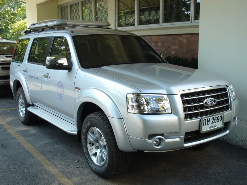 Ford_Everest.jpg