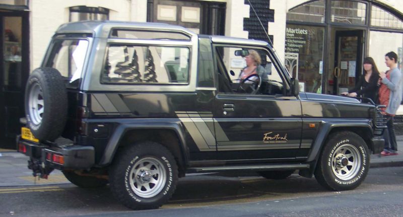 fourtrak.jpg