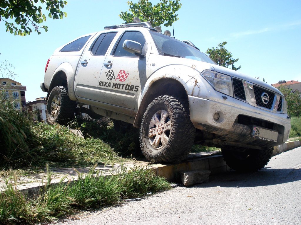 front-view-offroad-1.jpg