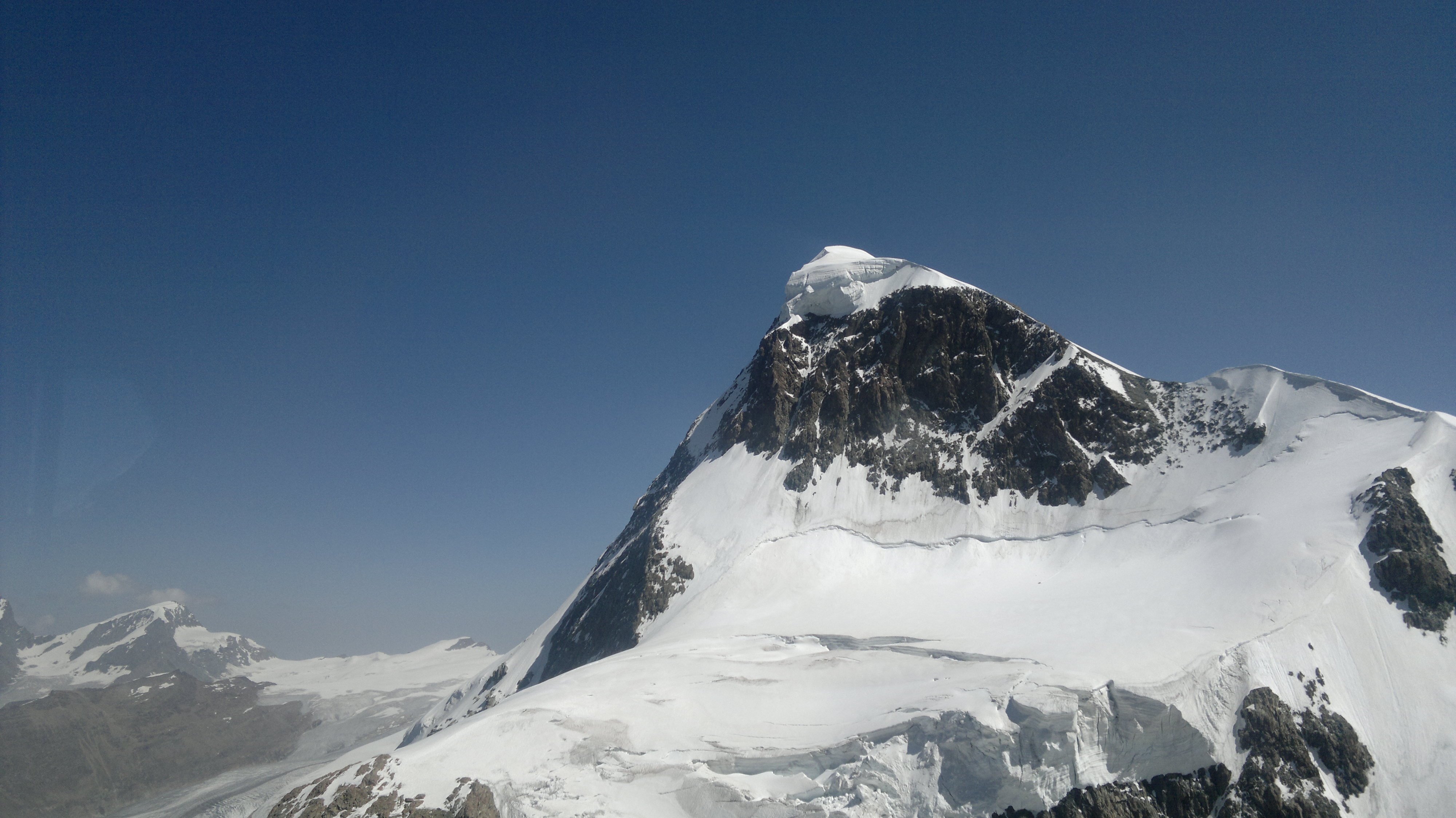 Furkapass-Zermatt-Grinselpass-Aareschlucht (318) (1280x719) (640x360).jpg