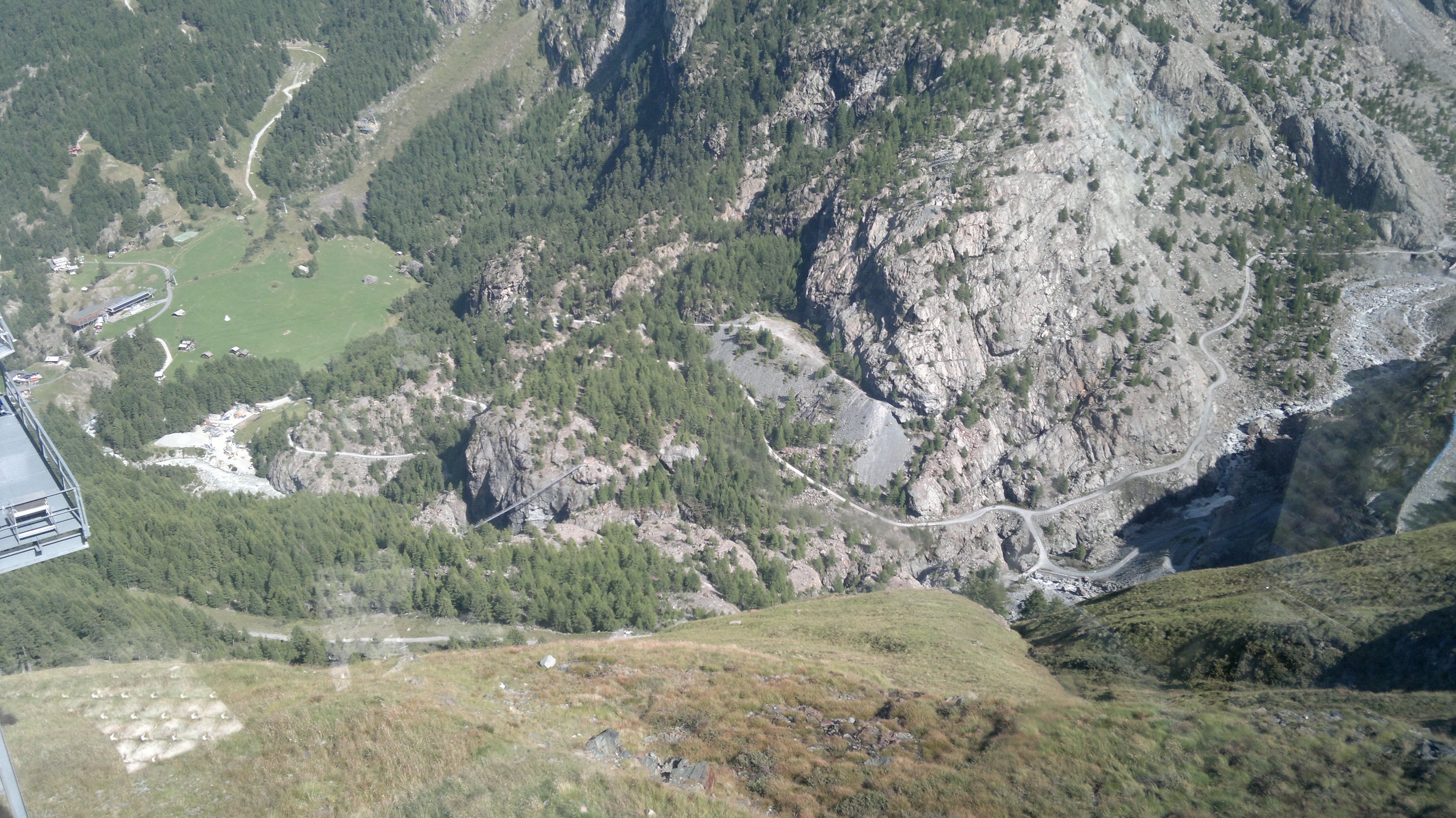 Furkapass-Zermatt-Grinselpass-Aareschlucht (335) (1280x719) (640x360).jpg