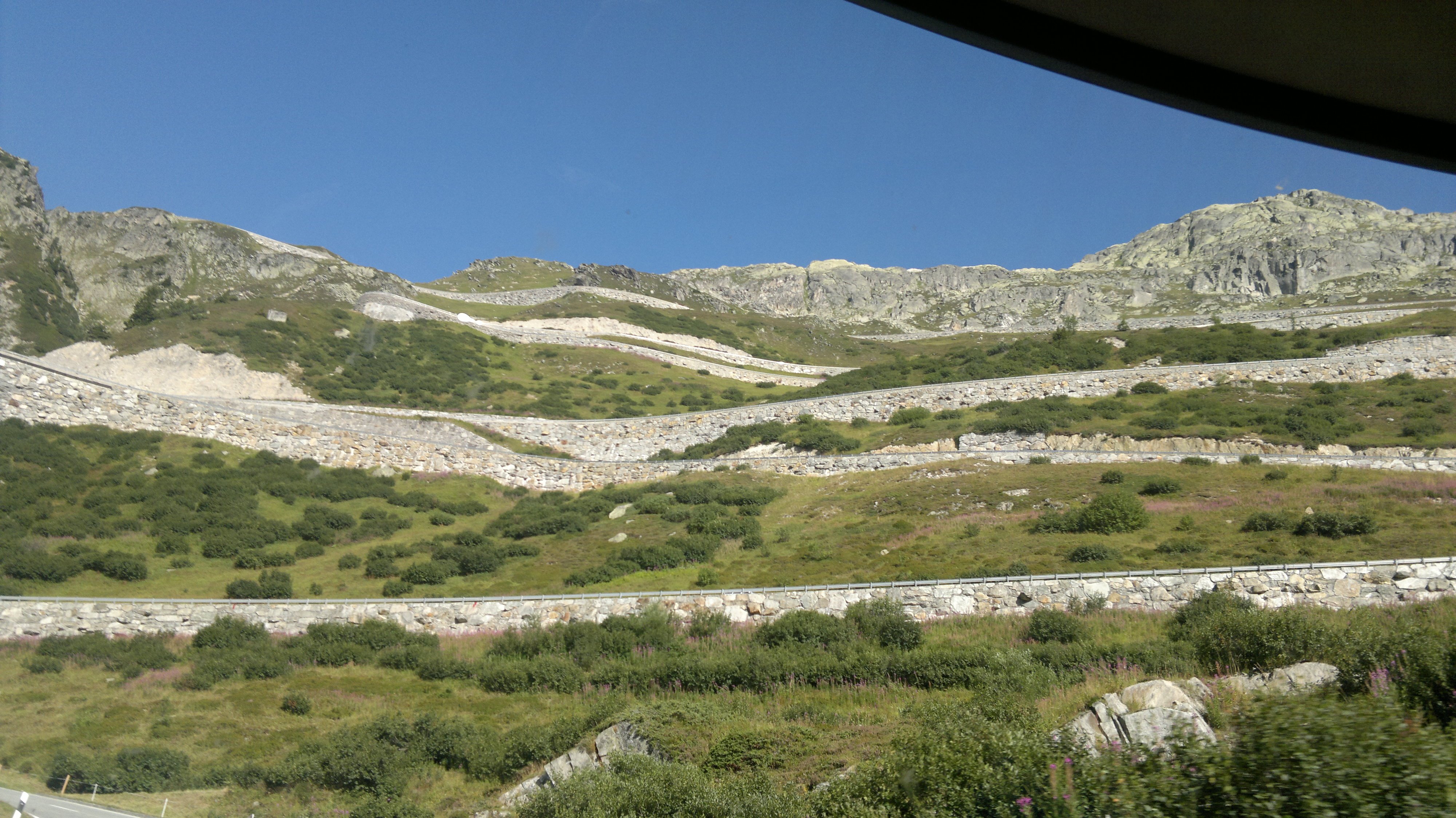 Furkapass-Zermatt-Grinselpass-Aareschlucht (351) (1280x719) (640x360).jpg