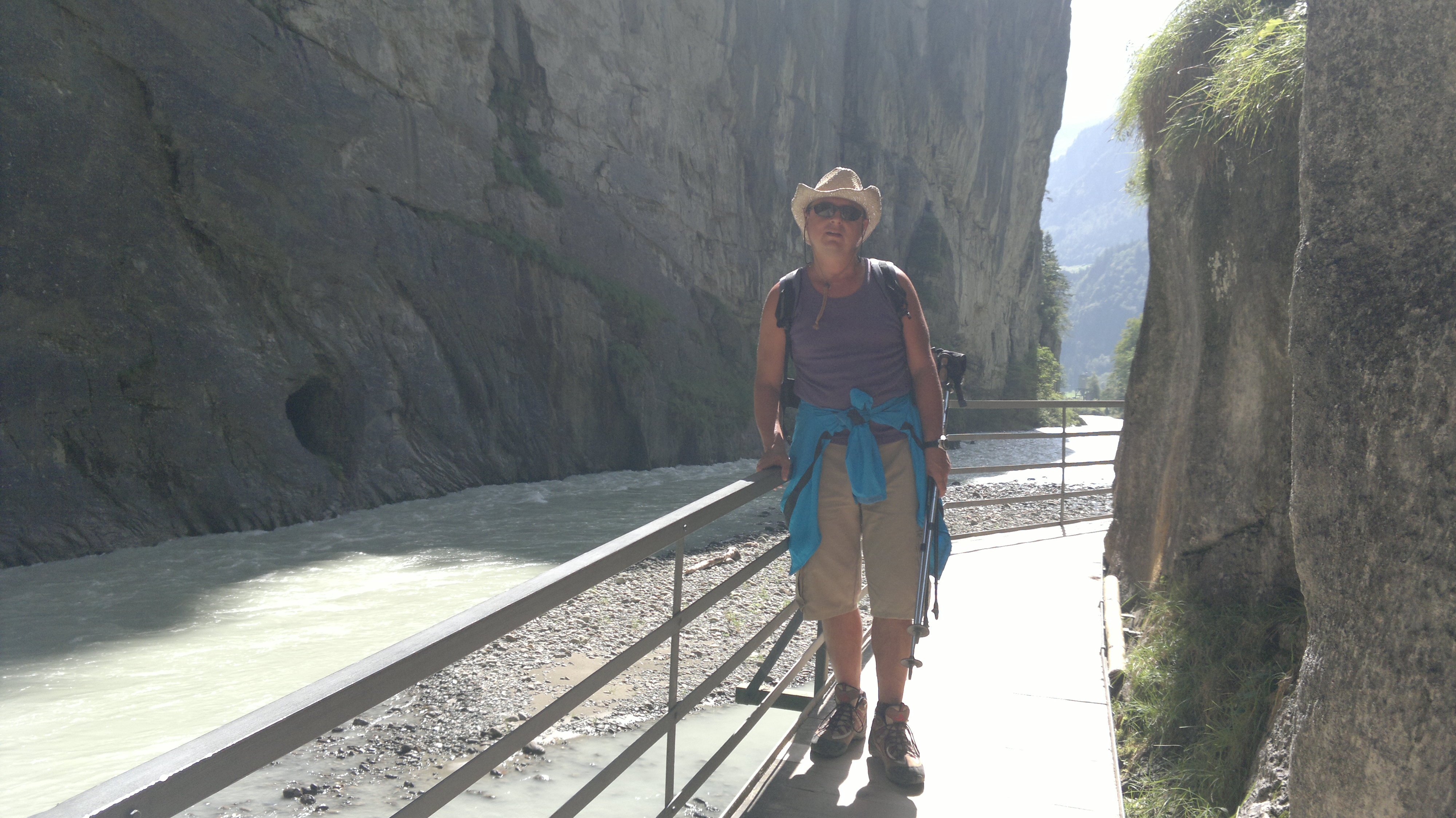 Furkapass-Zermatt-Grinselpass-Aareschlucht (391) (1280x719) (640x360).jpg