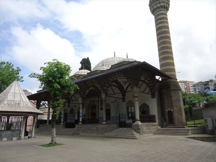 GÃƒÂƒÃ‚ÂƒÃƒÂ‚Ã‚Â¼lbahar hatun camii.jpg