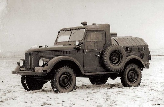 GAZ-69-APA-12.jpg