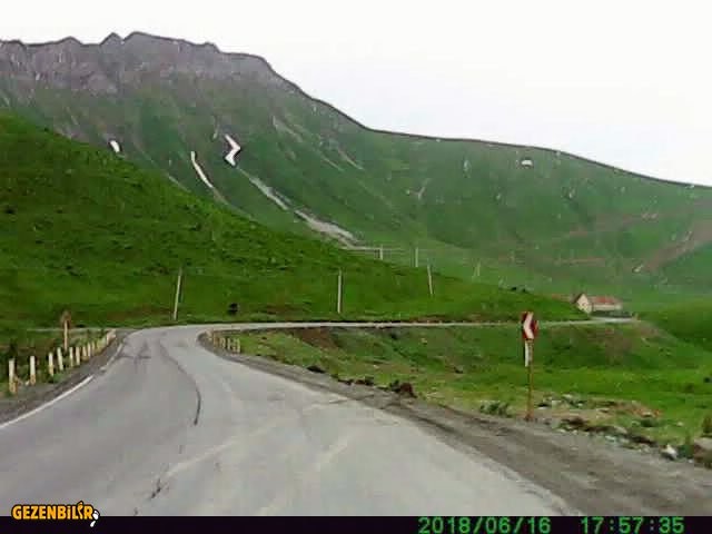 Georgian Military Road.jpg