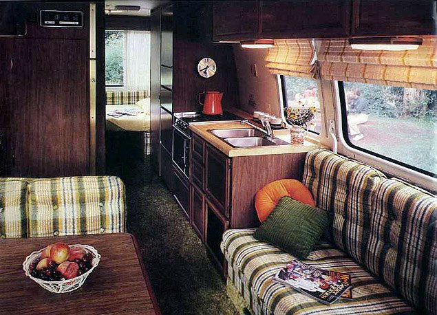 gmc_motorhome_9.jpg