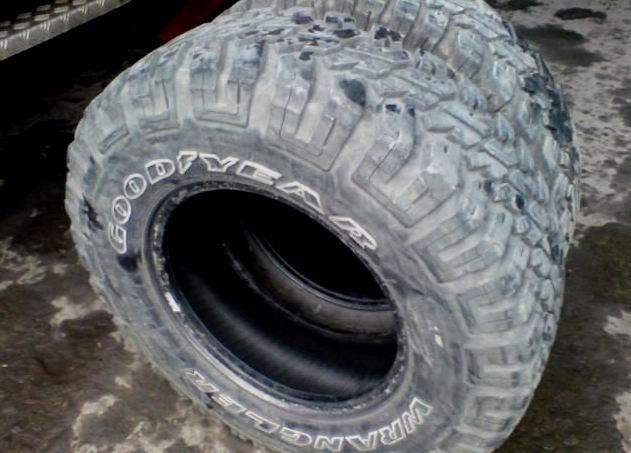 goodyear-wrangler-30x9,5X15 inch.jpg
