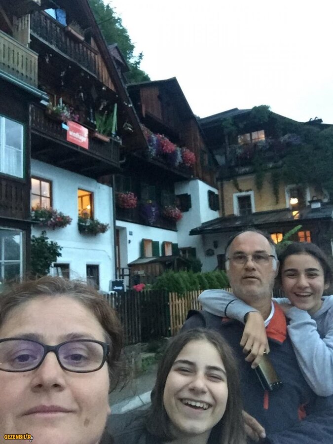 Hallstatt (1).jpg
