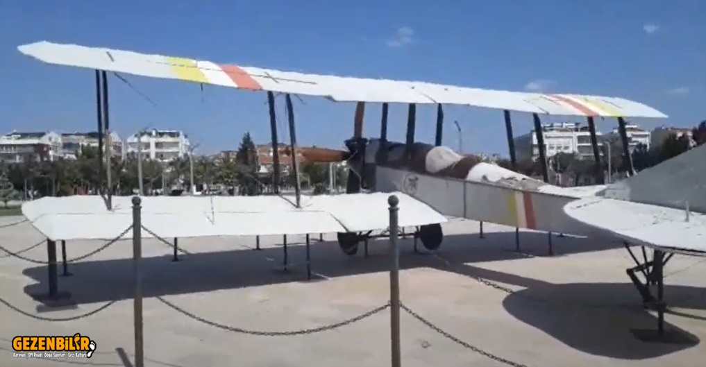 Hamidiye 2 uçak.jpg