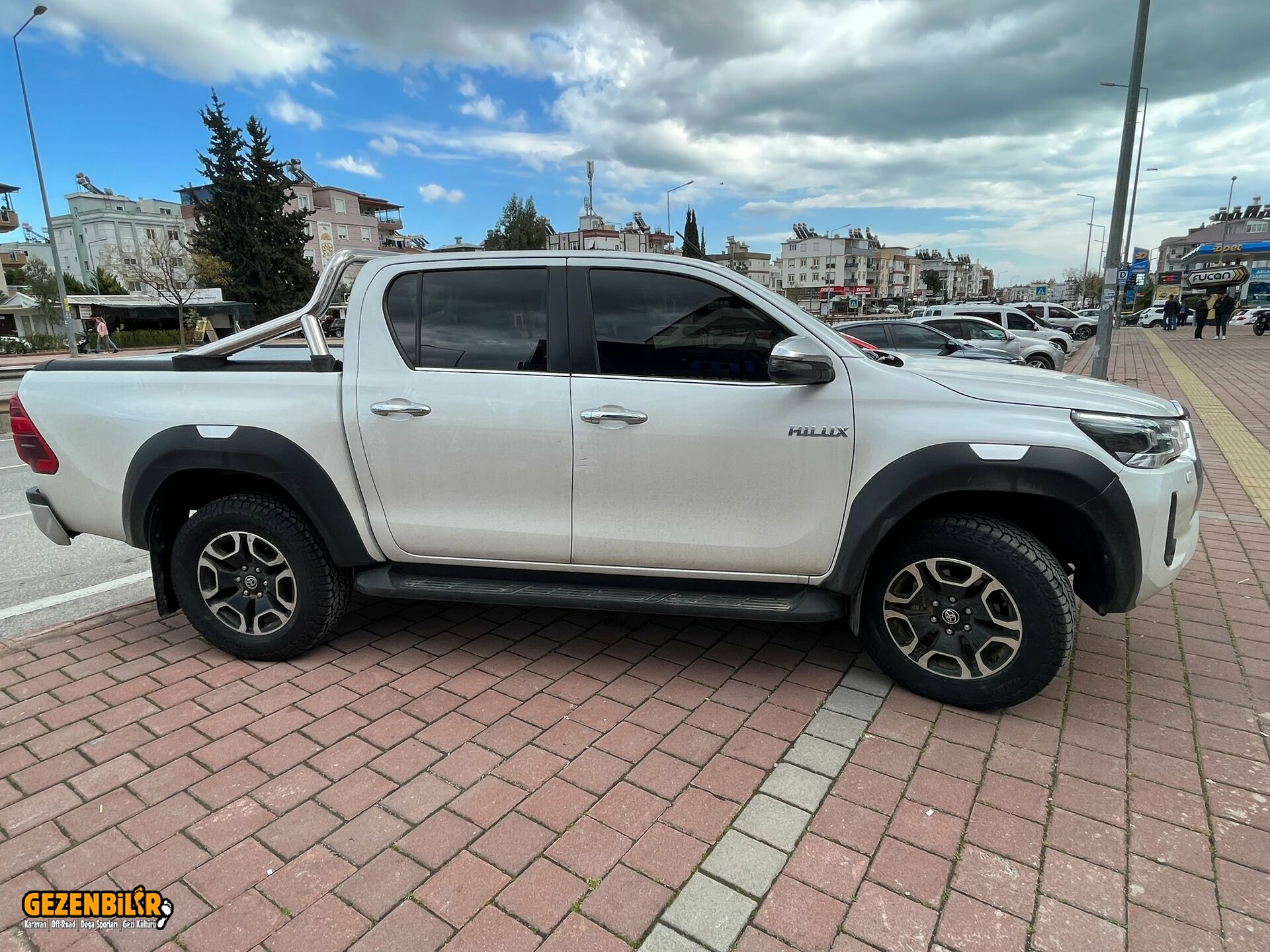 HILUX 1