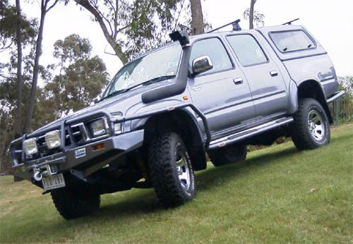 hilux1.jpg