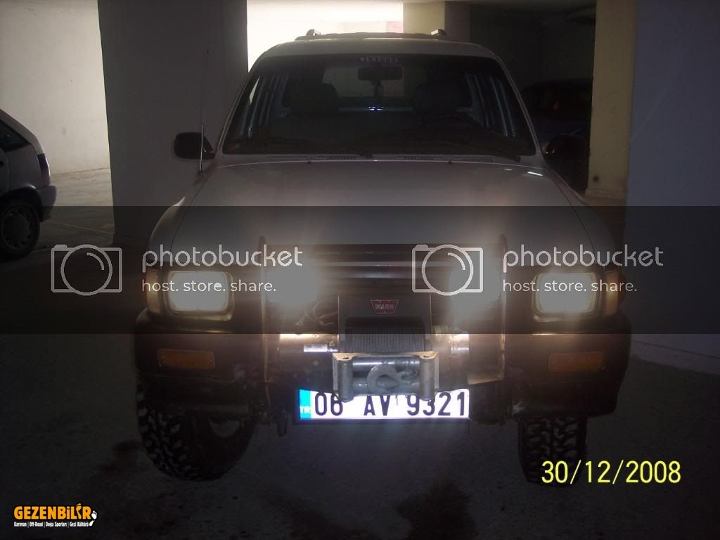 Hilux28D27.jpg