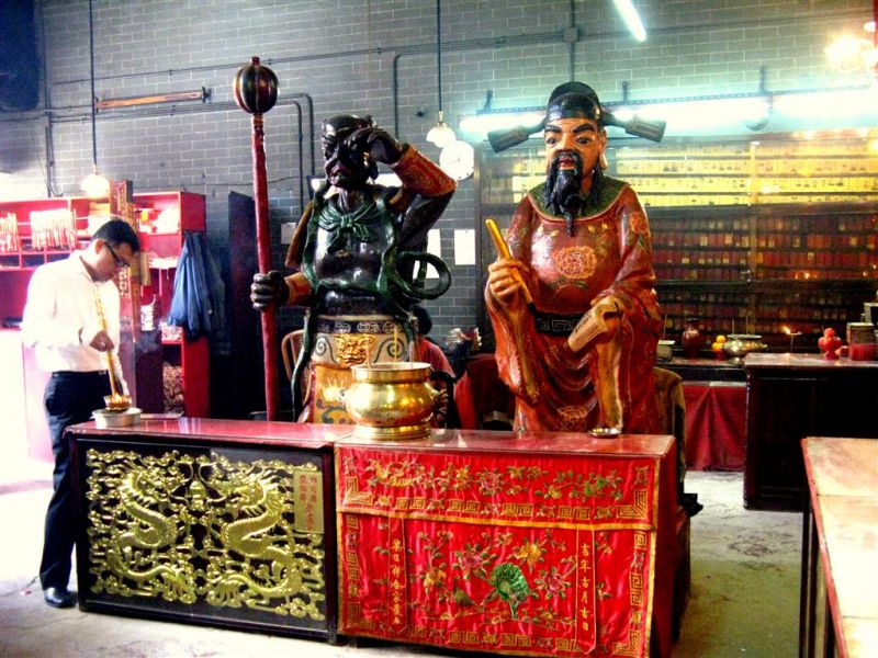 hong kong buda 0440 (Medium).jpg