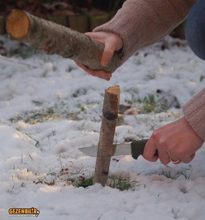 how-to-make-a-feather-stick-image-2.jpg