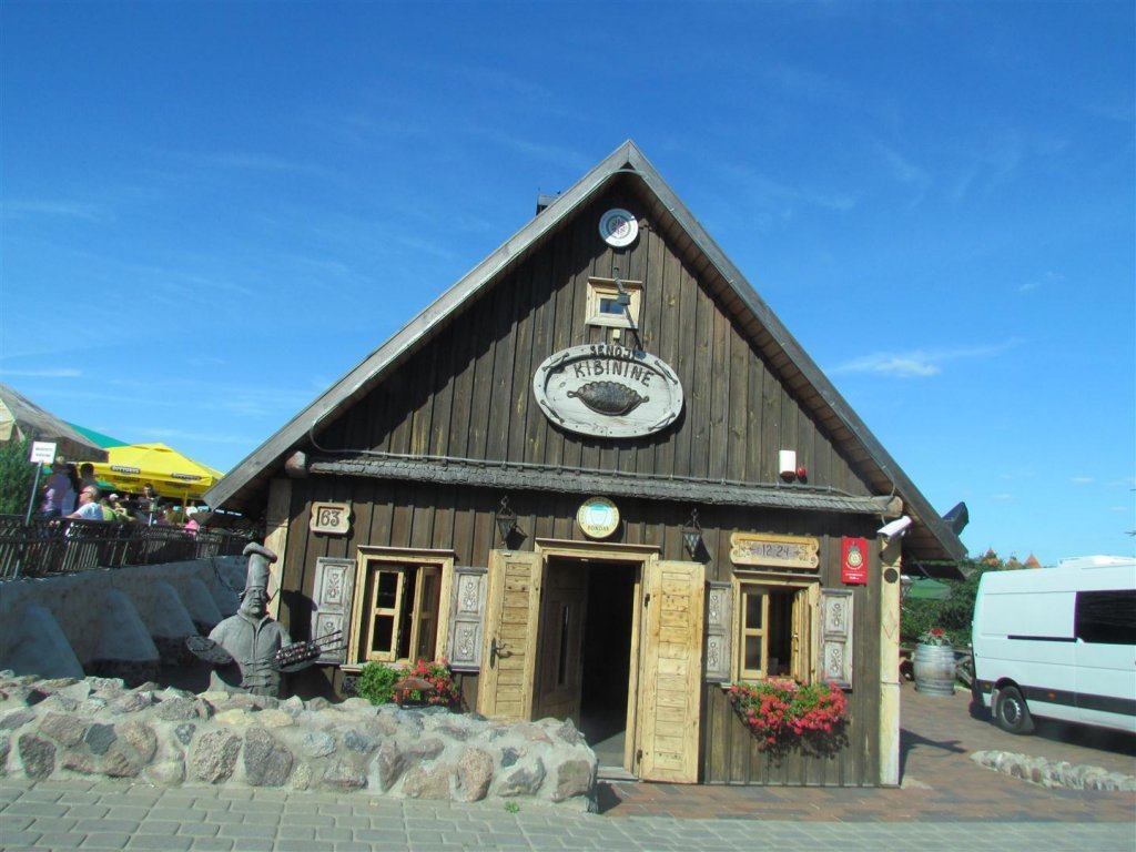 IMG_3947 (Large).jpg