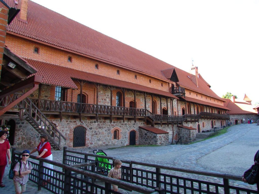 IMG_3994 (Large).jpg