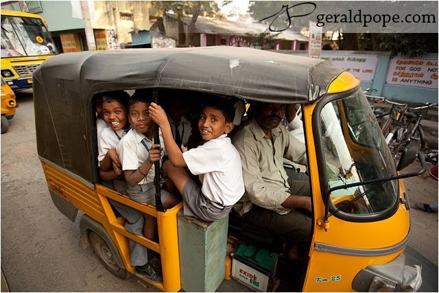 Indian_School_Bus.jpg