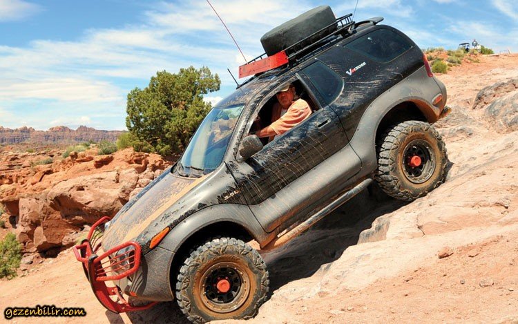 IsuzuVehiCross_offroad1.jpg