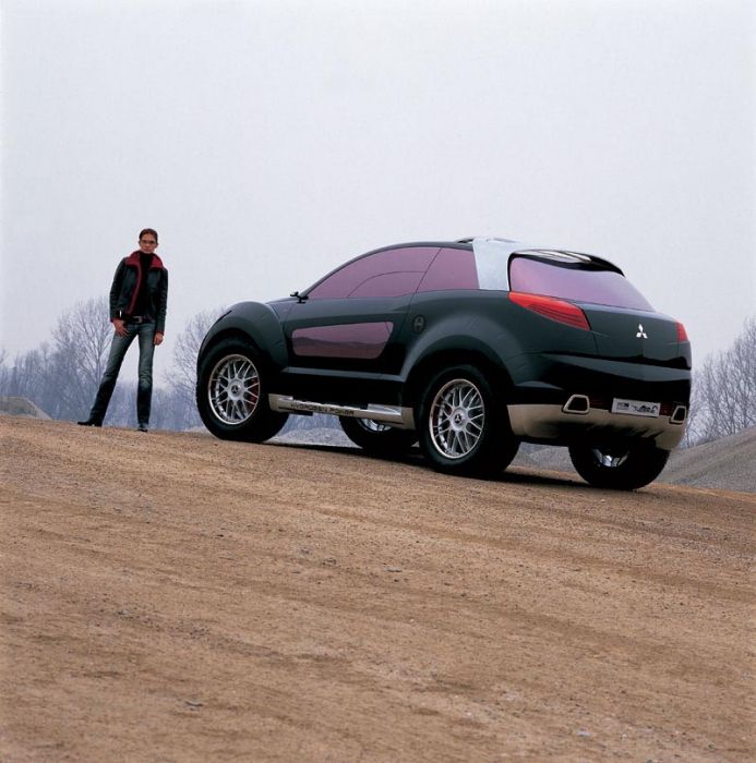 italdesign_nessie_manu_06.jpg