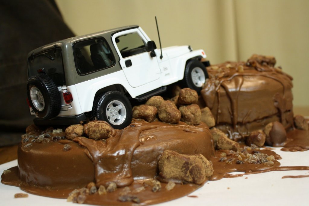 Jeep Cake back view.jpg