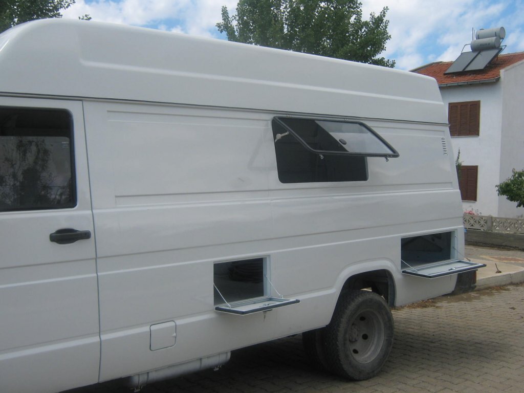 karavan 6.jpg